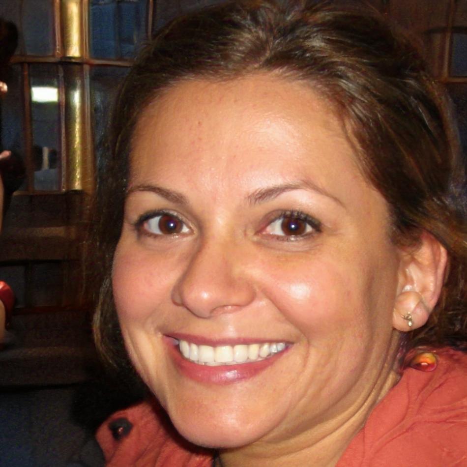 Портрет эксперта Елены Александровны